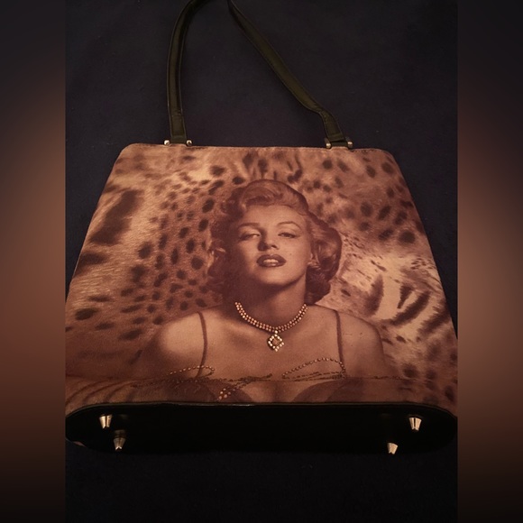 Marilyn Monroe Purse - Picture 2 of 5